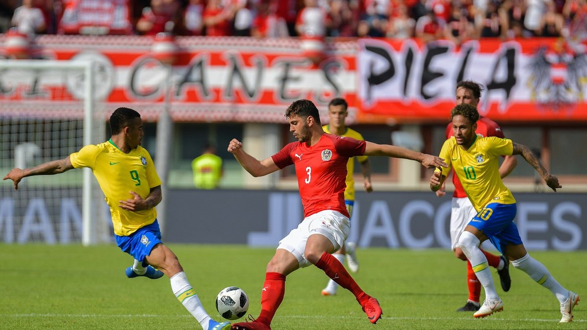 Adriano Jose Reis Martins - Esportes - Barcelona anuncia Gabriel Jesus por três temporadas