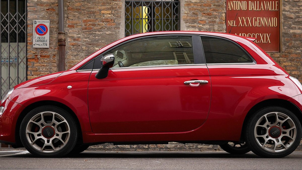 Adriano Jose Reis Martins - Automóveis - Fiat para de novo a produção do 500 em Mirafiori