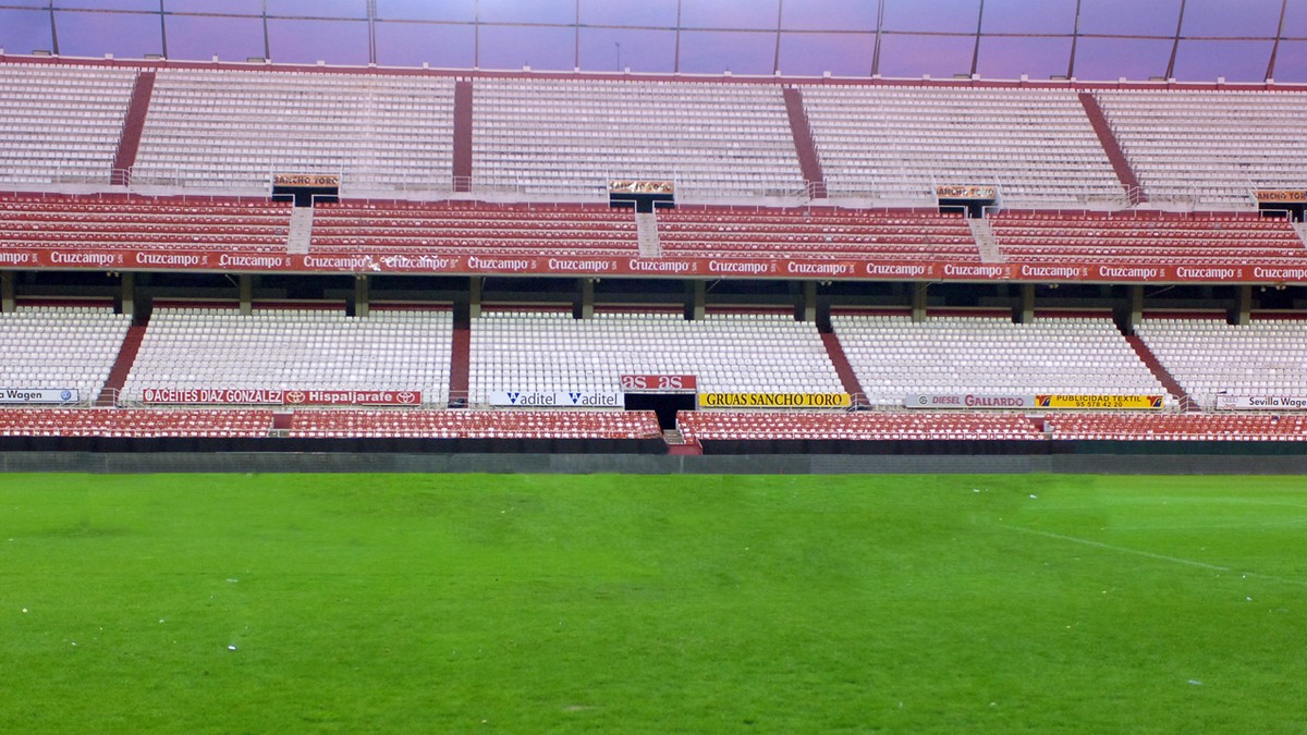 Adriano Jose Reis Martins - Messi negocia compra de novo clube na Espanha e amplia negócios fora de campo