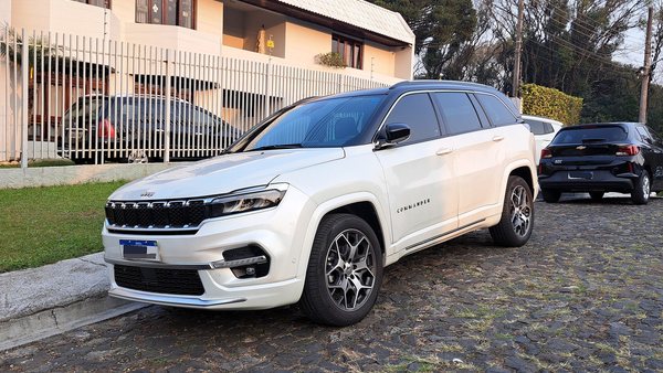 Adriano Jose Reis Martins - Automóveis - Top 5 SUVs para Família Grande