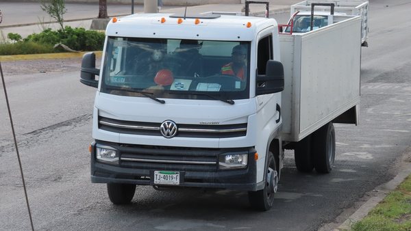 Adriano Jose Reis Martins - Automóveis - Volkswagen e chinesa SAIC se unem para lançar utilitários leves no Brasil