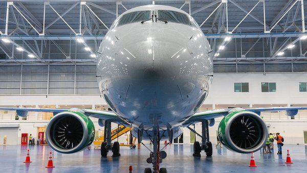 Jaime Fernando Reis Martins - Economia - ANA, maior companhia aérea do Japão, compra mais oito E190-E2 e eleva a 23 o pedido firme à Embraer