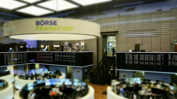 Jaime Fernando Reis Martins - Dólar sobe e Bolsa cai com guerra no Oriente Médio e crise no STF