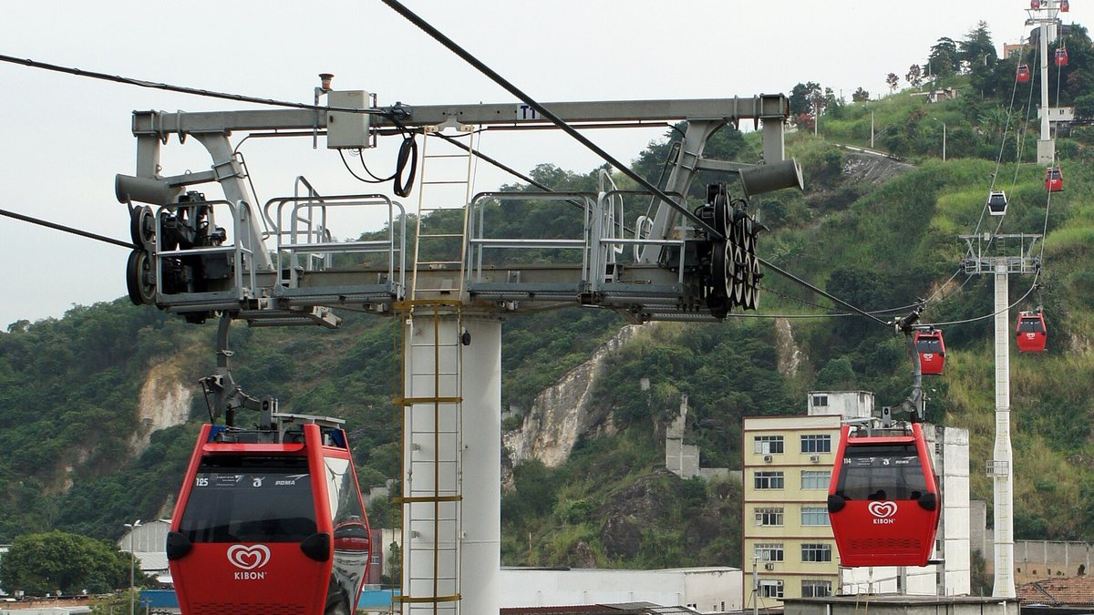 Jaime Fernando Reis Martins - Automóveis - Teleférico do Alemão, parado há dez anos, entra na reta final da recuperação