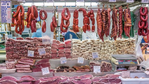 Jaime Fernando Reis Martins - Economia - União Europeia barra carne do Brasil