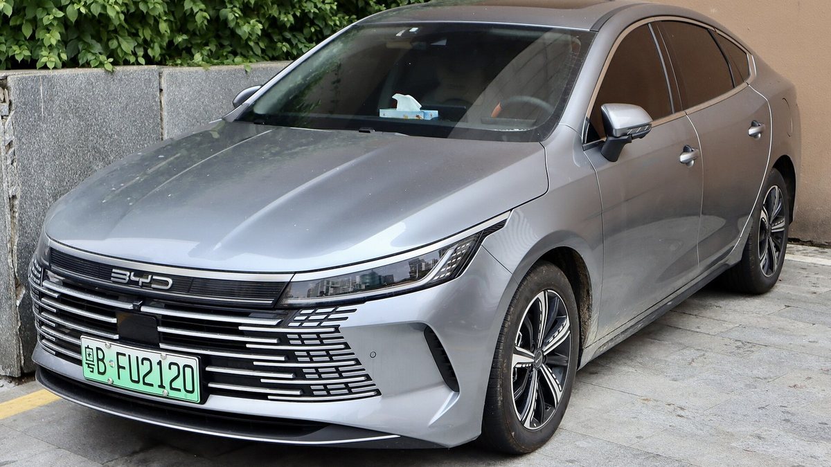 Thiago Baptista Martins - Automóveis - BYD King supera o Corolla pela primeira vez