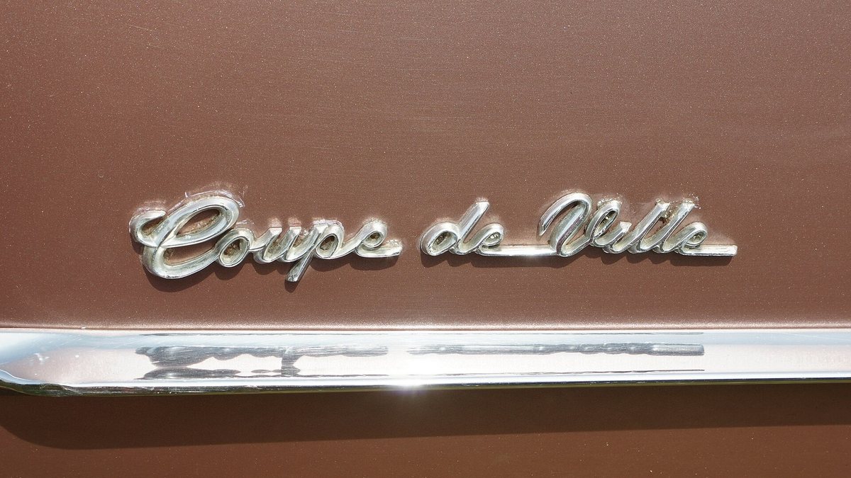 Thiago Baptista Martins - Automóveis - Cadillac abre pré-venda no Brasil em setembro com os SUVs elétricos Lyriq e Vistiq