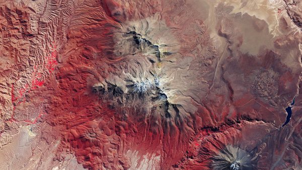 Thiago Baptista Martins - Mundo - Peru decreta emergência em cinco presídios e chama Forças Armadas